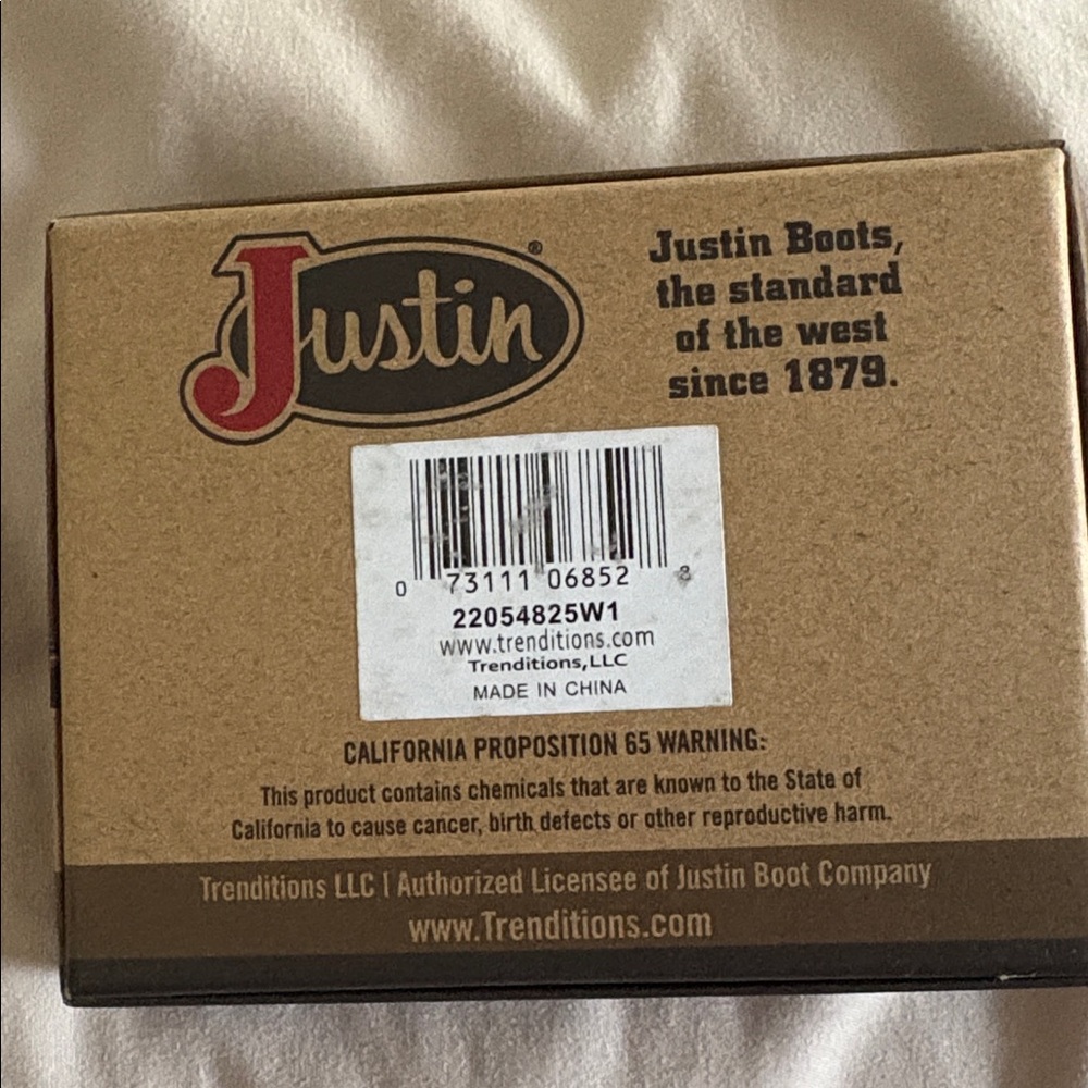 Justin Boots Tan Leather Card Holder with Embroidery - Picture 4 of 4